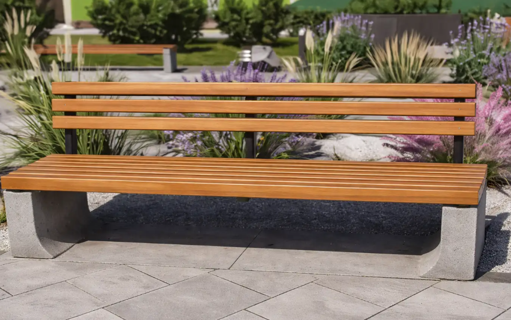 Лавка бетонна зі спинкою